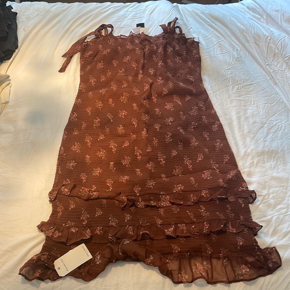 Abercrombie & Fitch Fit to Flatter Summer Dress
